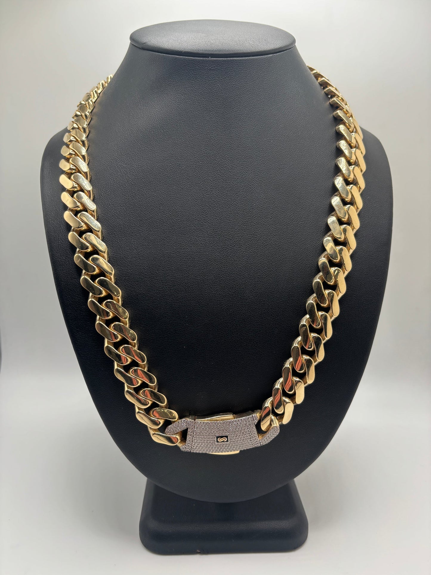 Monaci Chain