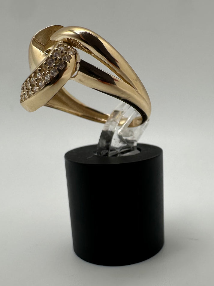 Love Knot Style Ring