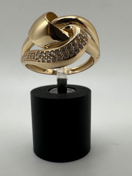 Love Knot Style Ring